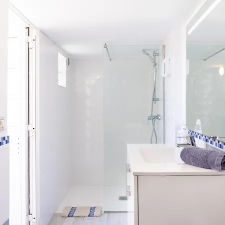 Coastal Dream With Heated Pool Tatil Evi