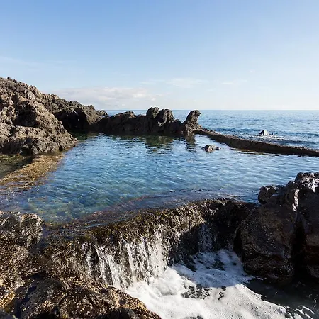 Vakantiehuis Coastal Dream With Heated Pool *