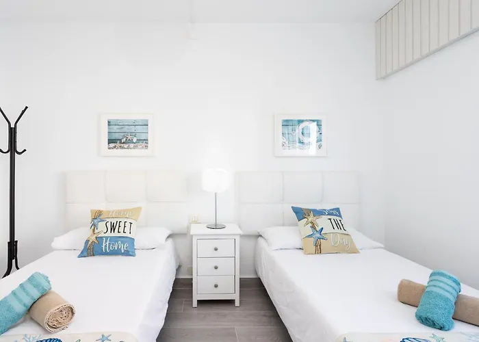 Сasa de vacaciones Coastal Dream With Heated Pool El Escobonal