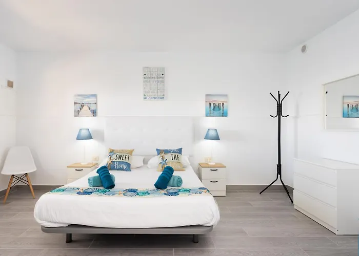 Coastal Dream With Heated Pool Сasa de vacaciones